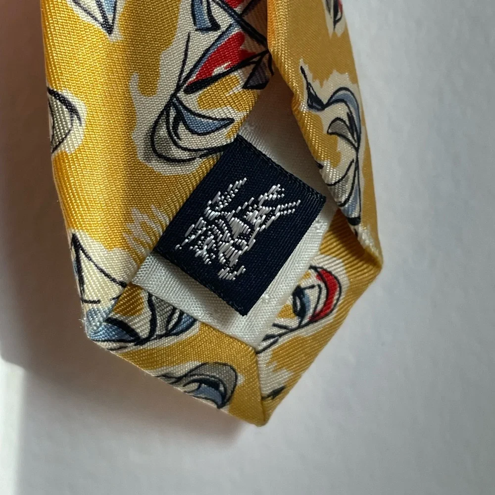 Burberry Vintage Yellow Silk Kite Tie